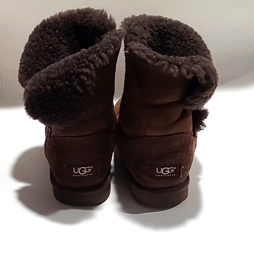 Ugg boots brown